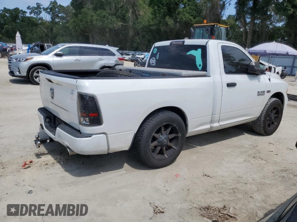 2014 Ram 1500 Express with VIN 3C6JR6AT2EG331453, listed as a Copart auction lot 58036025 with 204,576 mi miles and Salvage title. Bid and sale history available at DreamBid. Image 3.