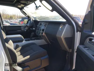 2017 Ford Expedition Max XLT с VIN 1FMJK1HTXHEA19958, выставлен на аукционе IAAI как лот 41611264 с пробегом 147 634 миль миль и . История ставок и продаж доступна на DreamBid. Изображение 5.