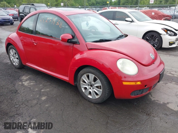 2010 Volkswagen Beetle with VIN 3VWRG3AG7AM022685, listed as a IAAI auction lot 42237138 with 78,939 mi miles and . Bid and sale history available at DreamBid. Image 1.