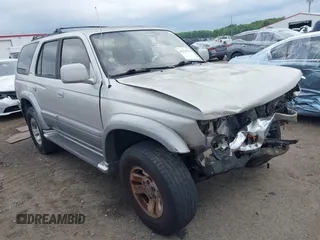 1998 Toyota 4Runner Limited with VIN JT3HN87RXW0189387, listed as a IAAI auction lot 42176732 with 290,057 mi miles and . Bid and sale history available at DreamBid. Image 1.