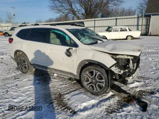 2023 Subaru Ascent Limited z VIN 4S4WMASD4P3401656, wystawiony jako Copart lot #41829815 z przebiegiem Nie podano mil oraz Nie do naprawy • Non repairable. Historia ofert i sprzedaży dostępna na DreamBid. Obrazek 4.