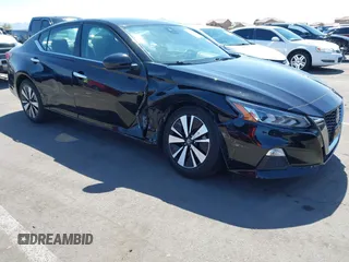 2022 Nissan Altima SV z VIN 1N4BL4DVXNN351088, wystawiony jako IAAI lot #42072706 z przebiegiem 83 496 mil mil oraz . Historia ofert i sprzedaży dostępna na DreamBid. Obrazek 6.