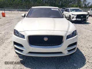 2017 Jaguar F-Pace 35t Premium with VIN SADCJ2BV0HA899581, listed as a Copart auction lot 53705865 with 91,924 mi miles and Salvage title. Bid and sale history available at DreamBid. Image 5.