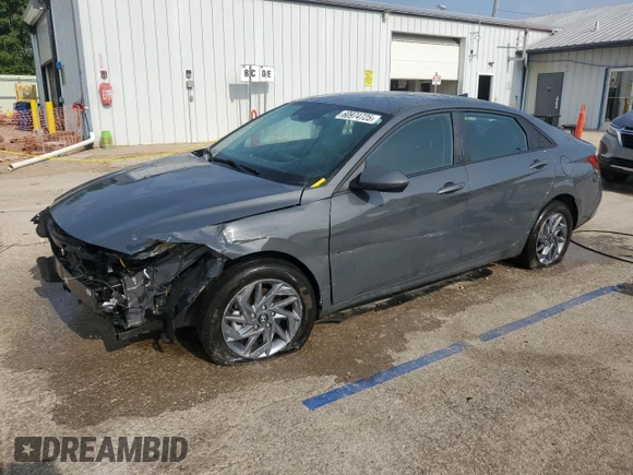 2024 Hyundai Elantra SEL с VIN KMHLM4DG9RU694429, выставлен на аукционе Copart как лот 60974725 с пробегом 32 230 миль миль и Списание • Salvage title. История ставок и продаж доступна на DreamBid. Изображение 1.