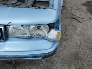 1991 Oldsmobile Cutlass Ciera z VIN 1G3AM54N3M6309525, wystawiony jako IAAI lot #42261904 z przebiegiem 121 774 mil mil oraz . Historia ofert i sprzedaży dostępna na DreamBid. Obrazek 15.