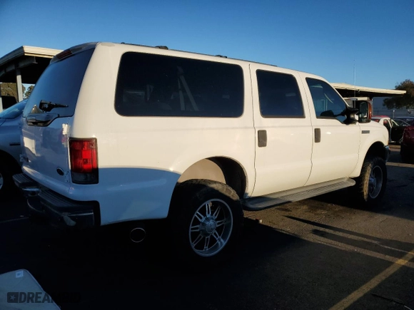 2004 Ford Excursion Special Serv with VIN 1FMSU41P54EA71019, listed as a Copart auction lot 82715774 with NaN miles and Clean Title. Bid and sale history available at carsss.com. Image 3.