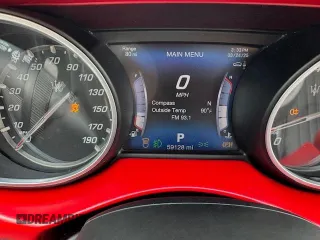 2017 Maserati Levante S z VIN ZN661YUA0HX212004, wystawiony jako Copart lot #59280585 z przebiegiem 59 128 mil mil oraz Szkody całkowita. Historia ofert i sprzedaży dostępna na DreamBid. Obrazek 9.