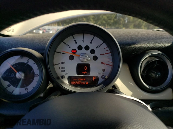 2012 MINI Convertible с VIN WMWZN3C52CT133828, выставлен на аукционе Copart как лот 89387935 с пробегом 106 567 миль миль и Списание • Salvage title. История ставок и продаж доступна на DreamBid. Изображение 9.