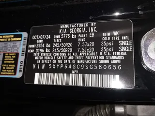 2025 Kia Telluride S with VIN 5XYP64GC9SG580656, listed as a IAAI auction lot 42000035 with 4,169 mi miles and . Bid and sale history available at DreamBid. Image 9.