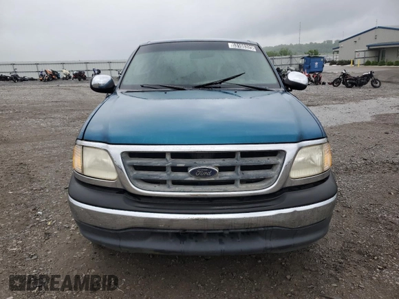 2000 Ford F-150 XL z VIN 1FTRX17W4YKA07388, wystawiony jako Copart lot #53160325 z przebiegiem Nie podano mil oraz Czysty tytuł • Clean title. Historia ofert i sprzedaży dostępna na DreamBid. Obrazek 5.