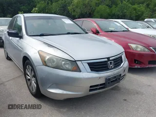 2008 Honda Accord LX z VIN 1HGCP26318A033358, wystawiony jako IAAI lot #42332316 z przebiegiem 273 008 mil mil oraz . Historia ofert i sprzedaży dostępna na DreamBid. Obrazek 1.