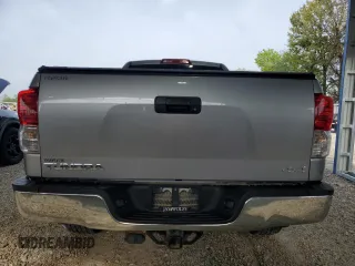 2012 Toyota Tundra z VIN 5TFUM5F1XCX039466, wystawiony jako Copart lot #53440515 z przebiegiem 246 012 mil mil oraz Szkoda całkowita • Salvage title. Historia ofert i sprzedaży dostępna na DreamBid. Obrazek 6.