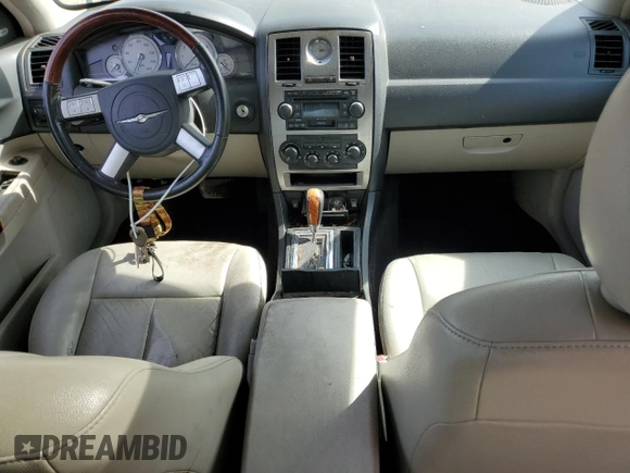 2006 Chrysler 300 Touring with VIN 2C3KA53G86H401686, listed as a Copart auction lot 54991705 with 120,824 mi miles and Clean Title. Bid and sale history available at carsss.com. Image 8.