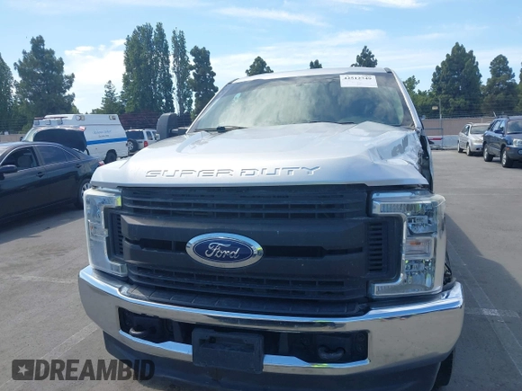 2019 Ford F-250 XL with VIN 1FT7W2B62KEC89768, listed as a IAAI auction lot 42512749 with 49,500 mi miles and . Bid and sale history available at DreamBid. Image 12.