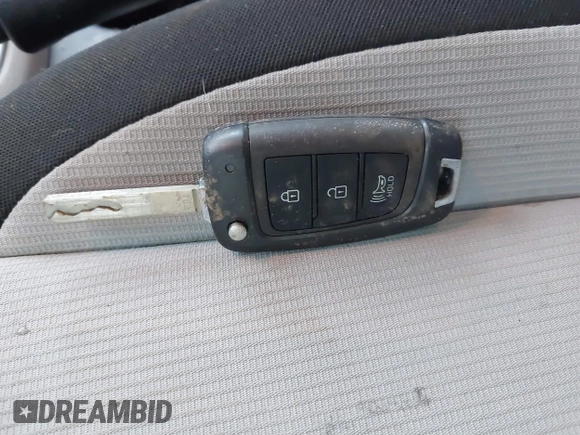 2022 Hyundai Venue SEL z VIN KMHRC8A31NU206543, wystawiony jako IAAI lot #41354252 z przebiegiem 42 256 mil mil oraz . Historia ofert i sprzedaży dostępna na DreamBid. Obrazek 11.