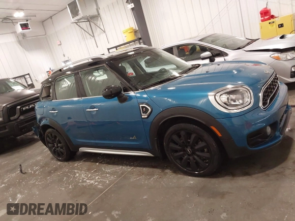 2020 MINI Countryman Cooper S with VIN WMZYX1C01L3L57027, listed as a IAAI auction lot 41270859 with 38,150 mi miles and . Bid and sale history available at DreamBid. Image 14.