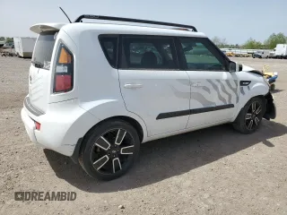 2011 Kia Soul + with VIN KNDJT2A20B7276647, listed as a Copart auction lot 47981225 with 84,638 mi miles and Salvage Title. Bid and sale history available at carsss.com. Image 3.