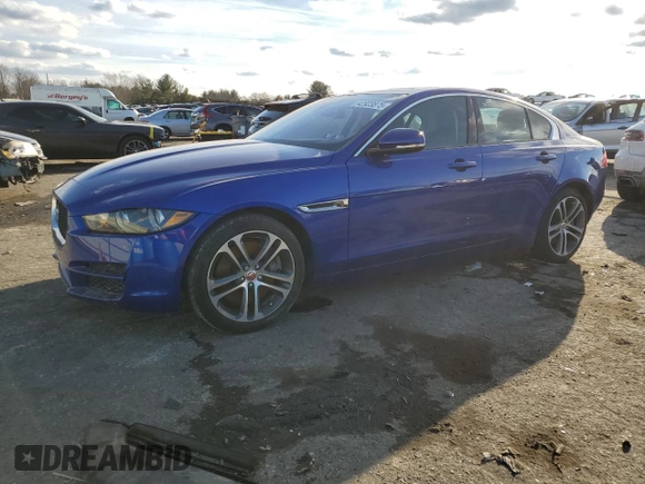 2017 Jaguar XE 35t Premium with VIN SAJAD4BV8HA961672, listed as a Copart auction lot 42923875 with 33,655 mi miles and Salvage Title. Bid and sale history available at DreamBid. Image 1.