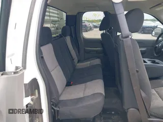 2007 Chevrolet Silverado 1500 LT w/1LT with VIN 1GCEC19077Z540649, listed as a IAAI auction lot 42037356 with 226,277 mi miles. Bid and sale history available at carsss.com. Image 8.