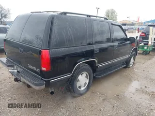 1999 Chevrolet Tahoe Z71 with VIN 1GNEK13R8XJ497892, listed as a IAAI auction lot 42120856 with 172,150 mi miles and . Bid and sale history available at DreamBid. Image 4.
