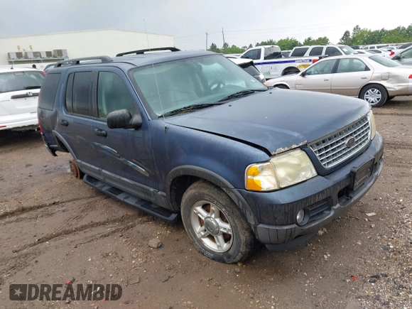 2003 Ford Explorer XLT with VIN 1FMZU73K73ZA63805, listed as a IAAI auction lot 42217052 with 266,219 mi miles and . Bid and sale history available at carsss.com. Image 1.