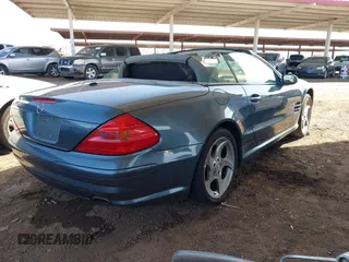 2005 Mercedes-Benz SL 500 with VIN WDBSK75F95F106944, listed as a IAAI auction lot 41970698 with 123,881 mi miles and . Bid and sale history available at DreamBid. Image 4.