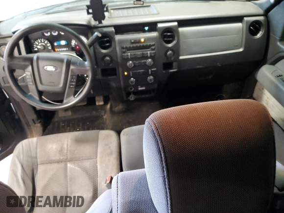 2013 Ford F-150 XL with VIN 1FTFX1EFXDKF83762, listed as a Copart auction lot 52330905 with 264,366 mi miles and Non Repairable. Bid and sale history available at DreamBid. Image 8.