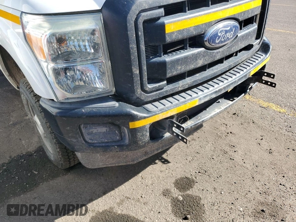 2013 Ford F-350 z VIN 1FD7X3B67DEA52601, wystawiony jako IAAI lot #42409012 z przebiegiem 335 745 mil mil oraz . Historia ofert i sprzedaży dostępna na DreamBid. Obrazek 15.