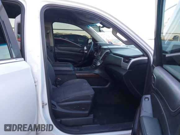 2017 GMC Yukon SLE with VIN 1GKS1AKC5HR314970, listed as a IAAI auction lot 41671049 with 117,126 mi miles. Bid and sale history available at carsss.com. Image 5.
