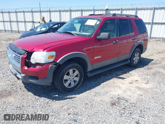 2006 Ford Explorer XLT with VIN 1FMEU73E66UA42910, listed as a IAAI auction lot 41990768 with 176,686 mi miles. Bid and sale history available at carsss.com. Image 17.