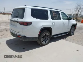 2024 Jeep Wagoneer Series II with VIN 1C4SJUBP3RS169700, listed as a IAAI auction lot 42245795 with 36,737 mi miles and . Bid and sale history available at DreamBid. Image 4.