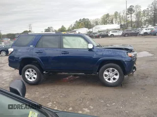2022 Toyota 4Runner SR5 with VIN JTEMU5JR0N6028851, listed as a IAAI auction lot 41972880 with 38,484 mi miles and . Bid and sale history available at DreamBid. Image 13.