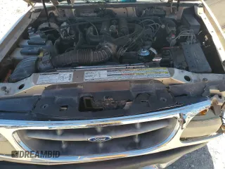 1998 Ford Explorer XL with VIN 1FMZU32E4WZB38453, listed as a Copart auction lot 54140715 with 201,446 mi miles and Non repairable. Bid and sale history available at DreamBid. Image 12.