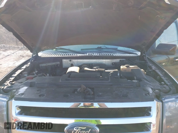 2013 Ford Expedition Limited с VIN 1FMJU2A52DEF64185, выставлен на аукционе IAAI как лот 42020671 с пробегом 166 453 миль миль и . История ставок и продаж доступна на DreamBid. Изображение 10.
