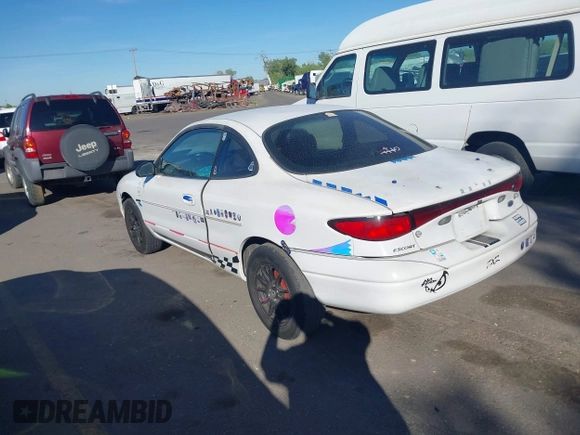 1999 Ford Escort Cool z VIN 3FAKP1137XR175834, wystawiony jako IAAI lot #42137584 z przebiegiem 222 398 mil mil oraz . Historia ofert i sprzedaży dostępna na DreamBid. Obrazek 3.