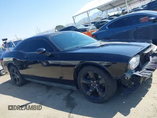 2014 Dodge Challenger R/T with VIN 2C3CDYBT8EH280622, listed as a IAAI auction lot 41973994 with 86,983 mi miles and . Bid and sale history available at DreamBid. Image 14.