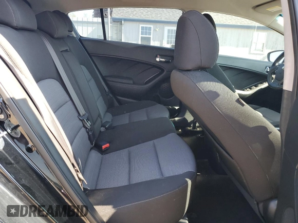 2016 Kia Forte EX z VIN KNAFX5A84G5634218, wystawiony jako Copart lot #56942785 z przebiegiem 36 232 mil mil oraz Nie do naprawy • Non repairable. Historia ofert i sprzedaży dostępna na DreamBid. Obrazek 10.