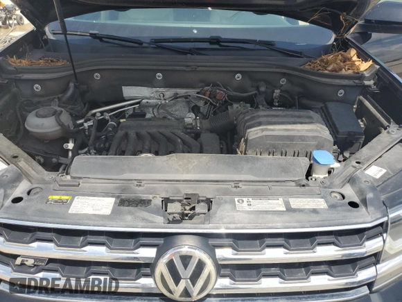 2018 Volkswagen Atlas SEL with VIN 1V2RR2CA3JC543080, listed as a Copart auction lot 53913795 with 131,173 mi miles and Salvage title. Bid and sale history available at DreamBid. Image 12.