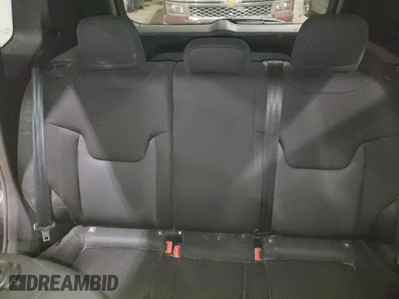 2021 Jeep Renegade Sport with VIN ZACNJDAB8MPM23643, listed as a Copart auction lot 56010835 with 29,326 mi miles and Salvage title. Bid and sale history available at DreamBid. Image 10.