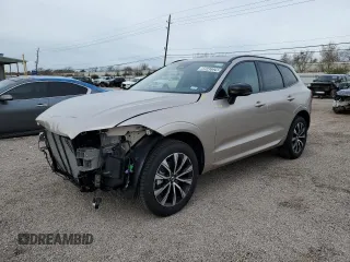 2025 Volvo XC60 Plus with VIN YV4M12RC1S1116390, listed as a Copart auction lot 88943325 with 972 mi miles and Clean Title. Bid and sale history available at carsss.com. Image 1.