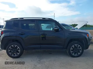 2023 Jeep Renegade Latitude with VIN ZACNJDB13PPP64670, listed as a IAAI auction lot 42578877 with 33,330 mi miles and . Bid and sale history available at DreamBid. Image 13.