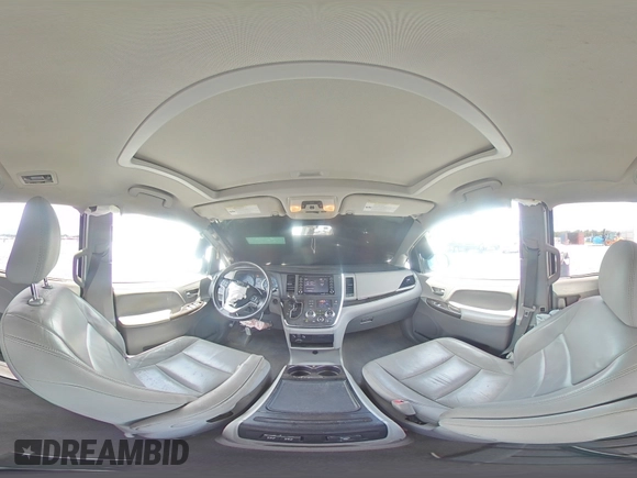 2018 Toyota Sienna XLE Auto Access Seat z VIN 5TDYZ3DC8JS917863, wystawiony jako Copart lot #61825655 z przebiegiem 249 491 mil mil oraz Szkoda całkowita • Salvage title. Historia ofert i sprzedaży dostępna na DreamBid. Obrazek 16.