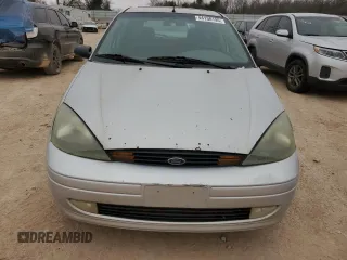2004 Ford Focus with VIN 3FAFP37Z14R102723, listed as a Copart auction lot 44138195 with 220,354 mi miles and Salvage title. Bid and sale history available at DreamBid. Image 5.