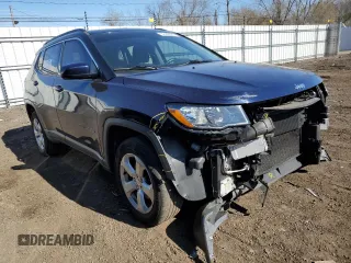 2018 Jeep Compass Latitude with VIN 3C4NJDBB5JT161697, listed as a Copart auction lot 52482895 with 60,631 mi miles and Salvage Title. Bid and sale history available at DreamBid. Image 4.