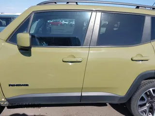 2015 Jeep Renegade Latitude with VIN ZACCJBBT7FPB35993, listed as a IAAI auction lot 42055165 with 65,413 mi miles. Bid and sale history available at carsss.com. Image 15.