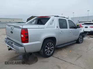 2013 Chevrolet Avalanche LT with VIN 3GNMCFE04DG162646, listed as a IAAI auction lot 41591896 with 151,541 mi miles and . Bid and sale history available at DreamBid. Image 4.