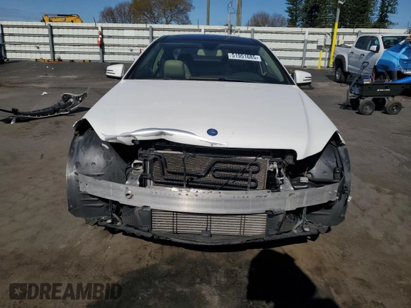 2014 Mercedes-Benz C 250 with VIN WDDGJ4HB7EG291559, listed as a Copart auction lot 51951685 with 72,773 mi miles and Salvage Title. Bid and sale history available at DreamBid. Image 5.