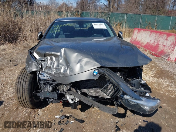 2016 BMW 3 Series 320i xDrive z VIN WBA8E5G56GNT93029, wystawiony jako IAAI lot #41652248 z przebiegiem 93 088 mil mil oraz . Historia ofert i sprzedaży dostępna na DreamBid. Obrazek 13.