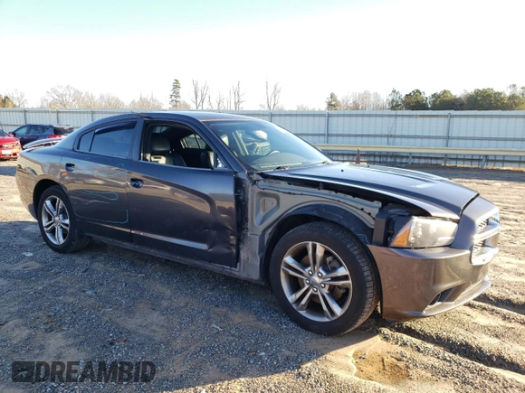 2013 Dodge Charger RT with VIN 2C3CDXDT3DH731025, listed as a Copart auction lot 40561264 with 117,228 mi miles and Salvage Title. Bid and sale history available at carsss.com. Image 4.