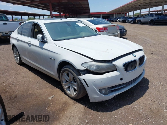 2012 BMW 5 Series 528i z VIN WBAXG5C58CDX02771, wystawiony jako IAAI lot #42426252 z przebiegiem Nie podano mil oraz . Historia ofert i sprzedaży dostępna na DreamBid. Obrazek 1.